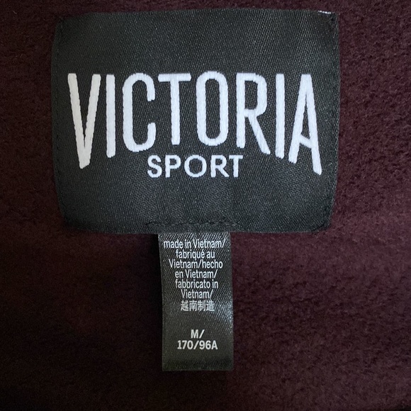 Victoria Sport Yoga Top. Size M Deep burgundy. - Picture 3 of 4